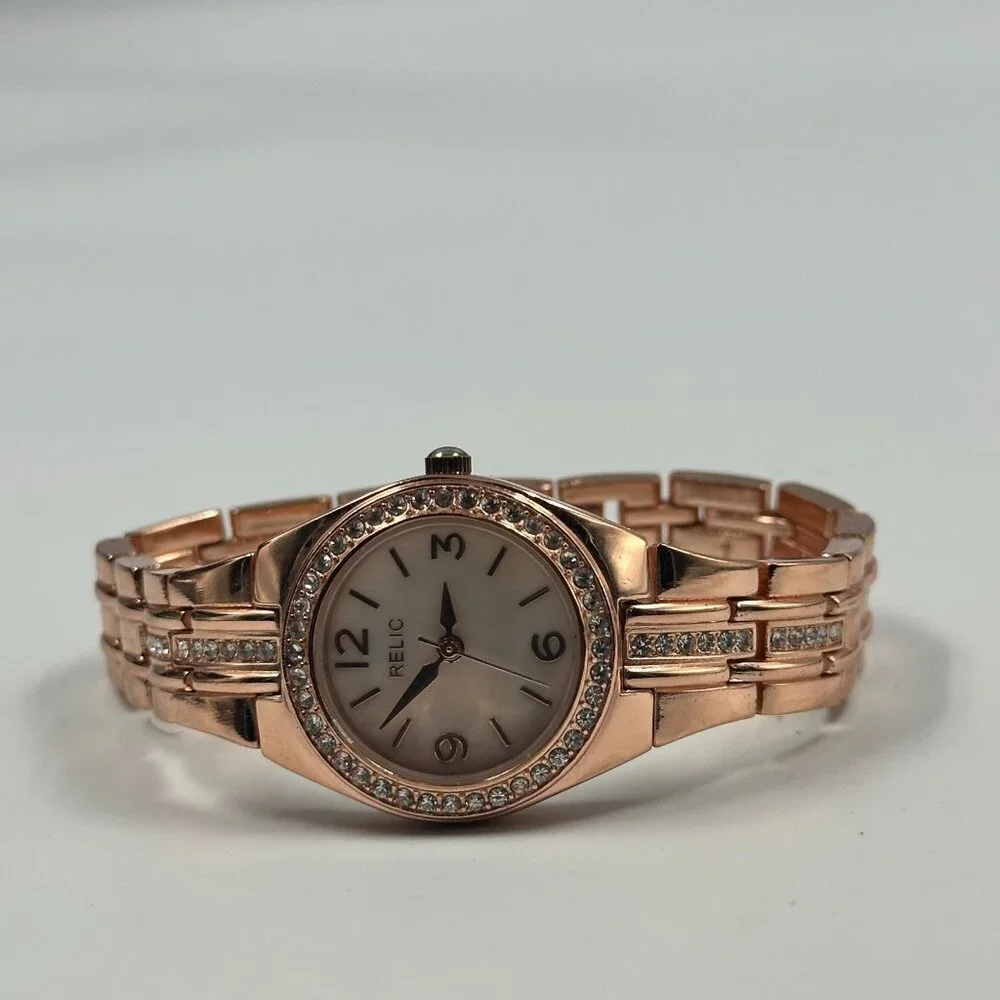 Relic Watch Women Rose Gold Tone Crystal Bezel 26MM Round New Battery 7 Inch